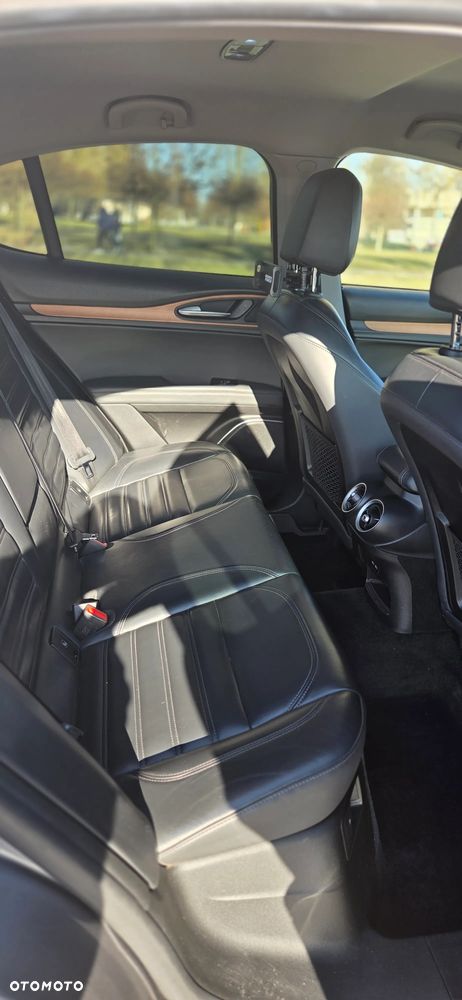 Alfa Romeo Stelvio 2.0 Turbo First Edition Q4 - 10