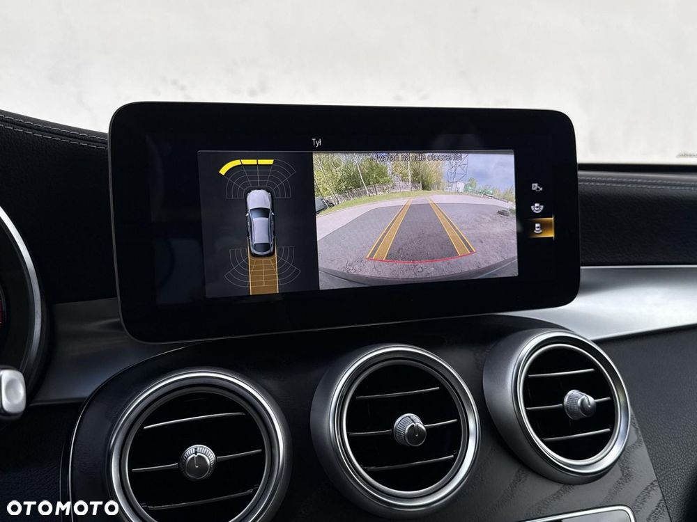 Mercedes-Benz GLC - 25