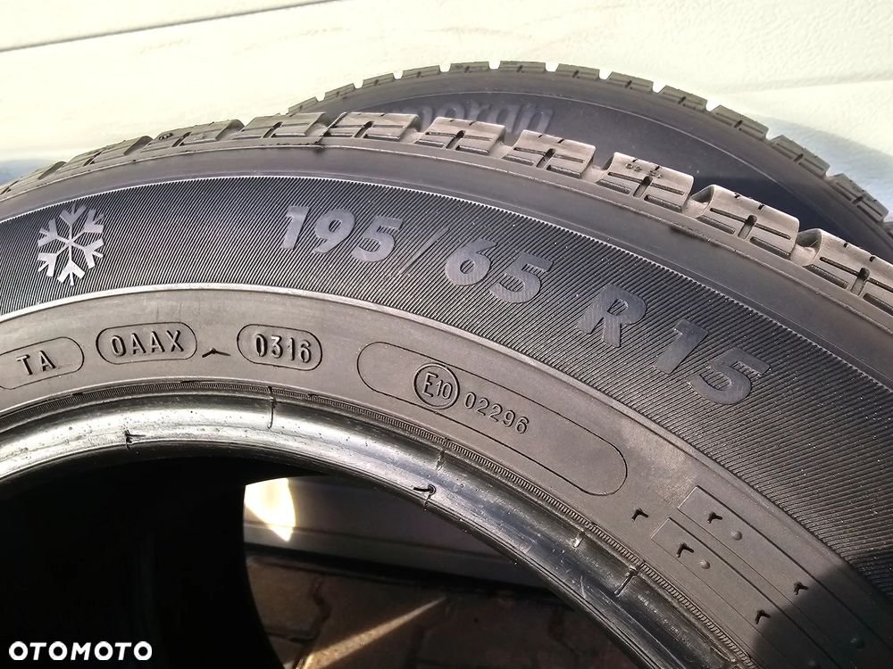 (O204) 195/65R15 91T 16r 7,5mm / Kormoran Snowpro b2 - 10