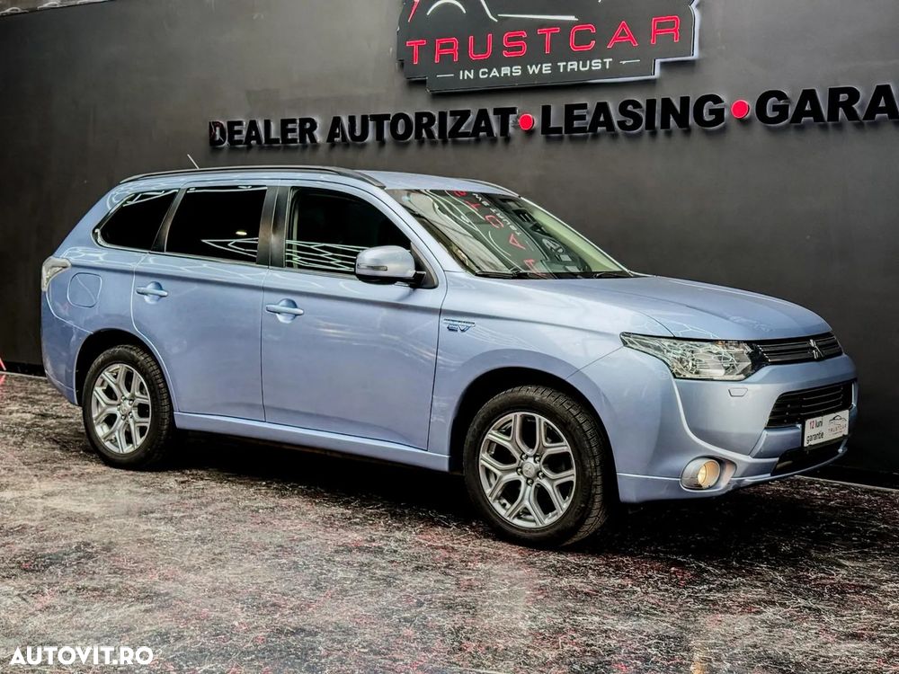 Mitsubishi Outlander - 9