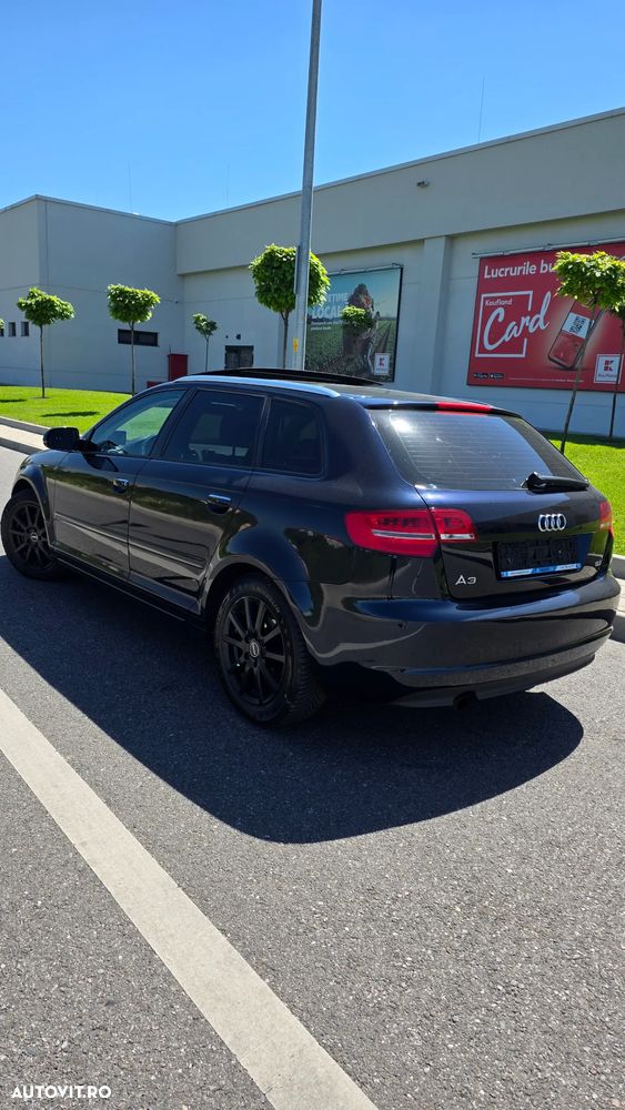 Audi A3 2.0 TDI DPF S tronic S line Sportpaket - 4