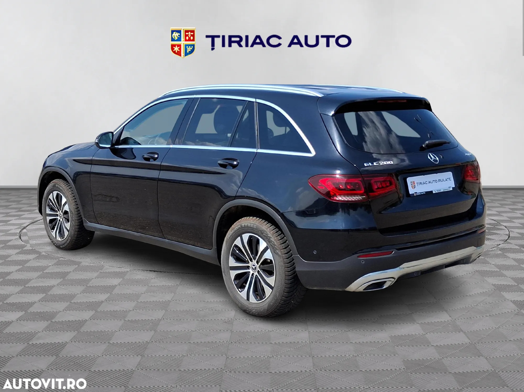 Mercedes-Benz GLC - 4