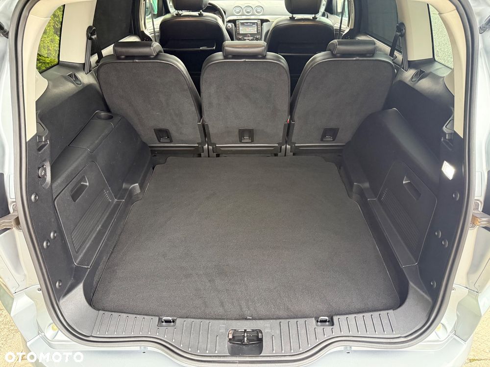 Ford S-Max - 39