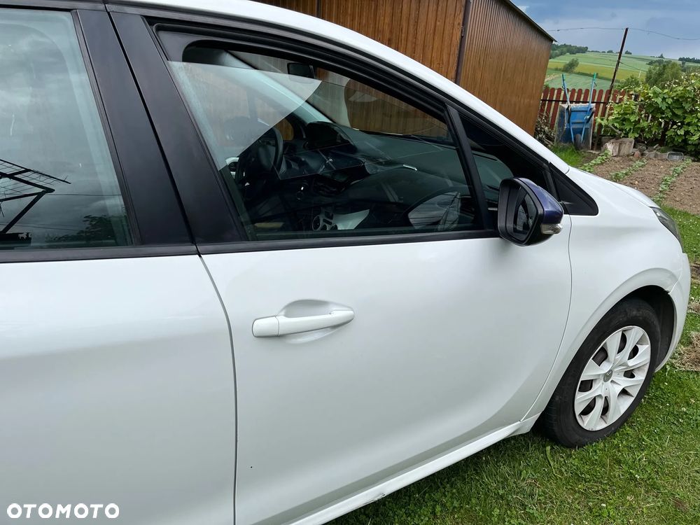 Peugeot 208 1.0 VTi Access - 28