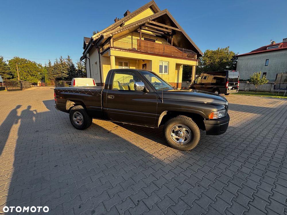 Dodge RAM 3500 5.9 - 3