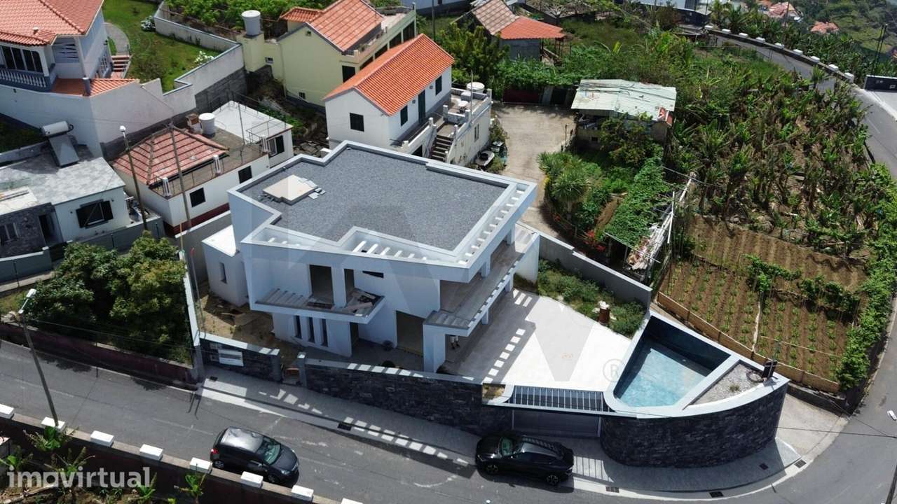 Moradia T4  c/Vista Mar , Piscina e Garagem  - Ponta do Sol | Ilha da - Grande imagem: 2/24
