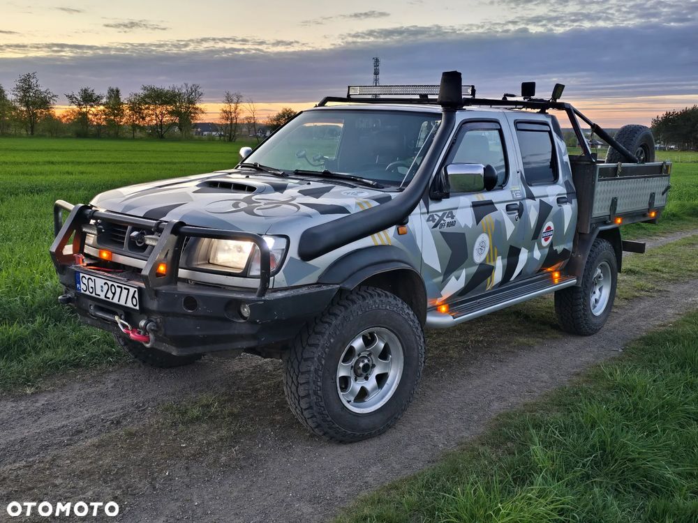 Nissan Navara - 1