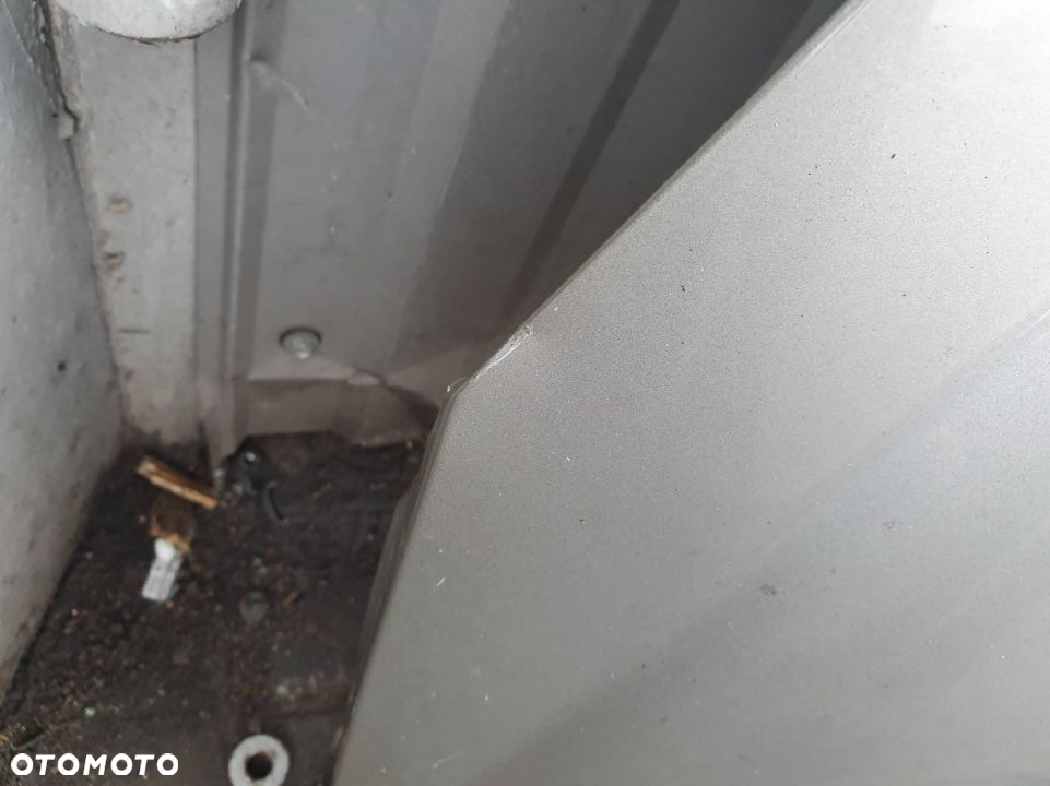 MASKA PEUGEOT 207 SW - 5