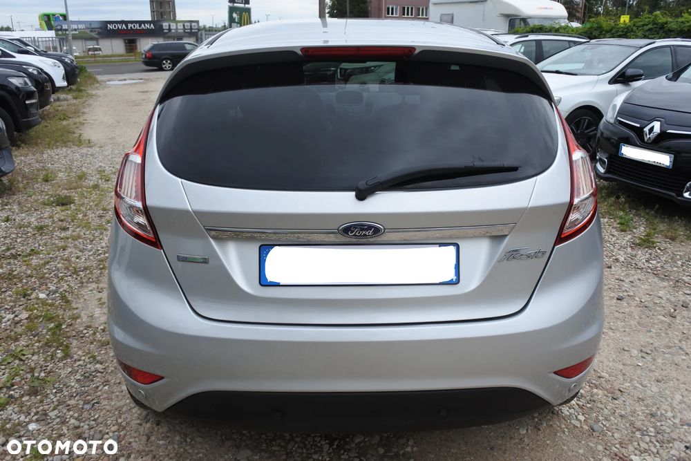 Ford Fiesta 1.0 EcoBoost S&S TITANIUM - 5