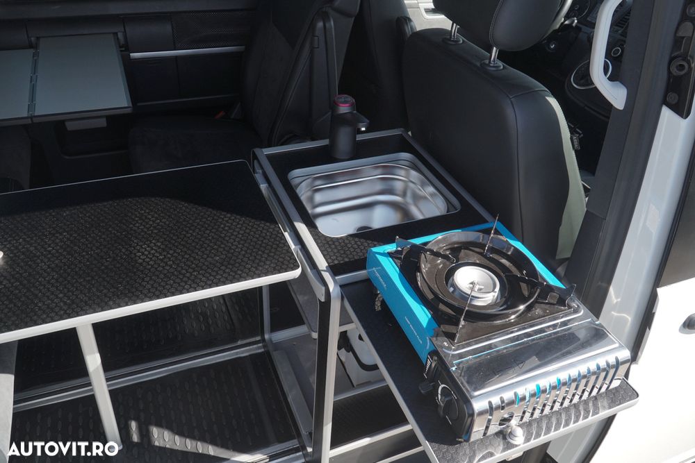 Volkswagen Multivan - 28