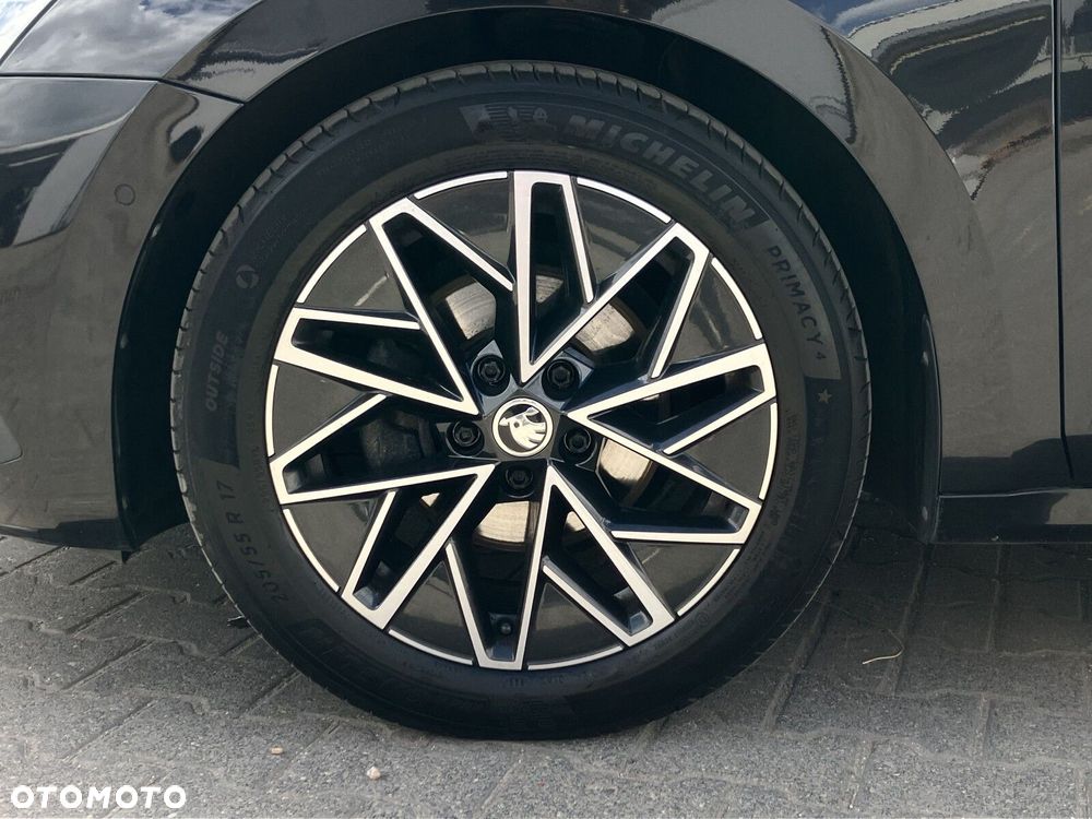 Skoda Octavia 2.0 TDI SCR Style DSG - 11