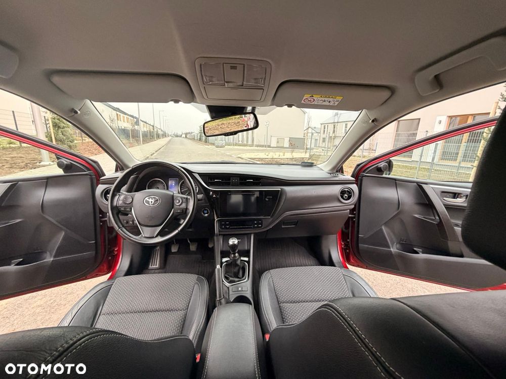 Toyota Corolla 1.6 Prestige - 7