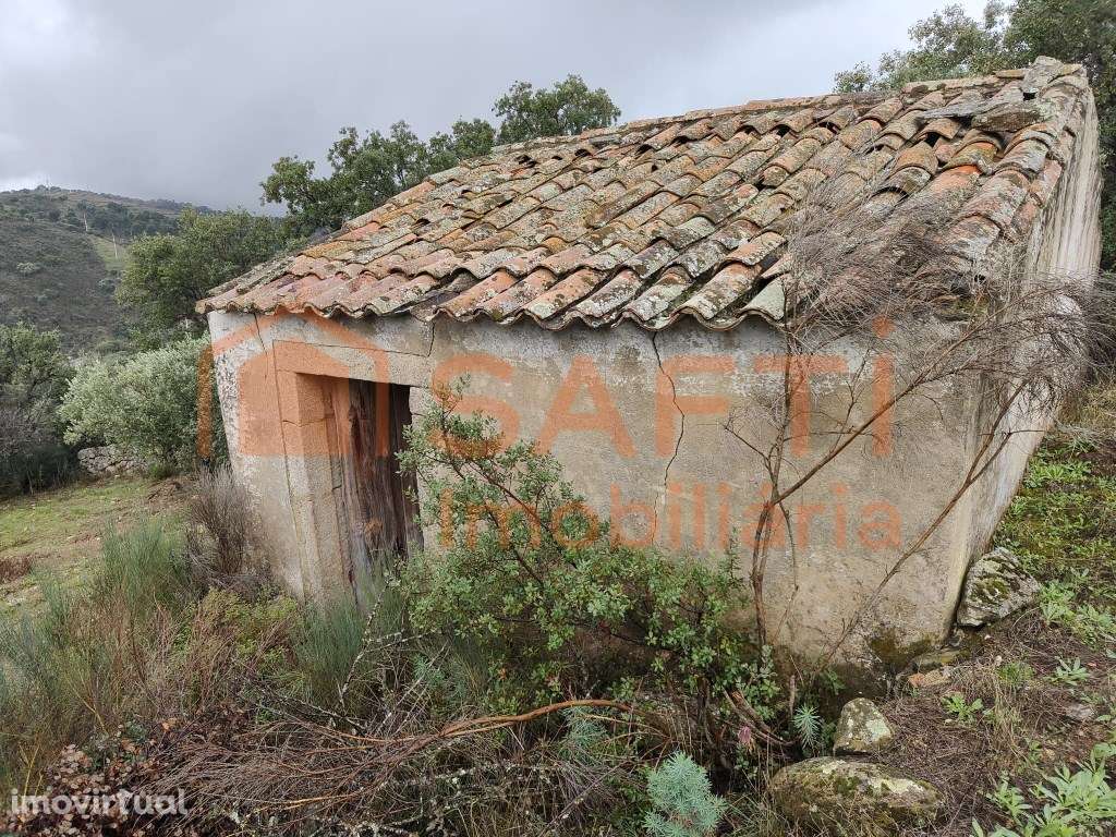 Propriedade de 33748 M2 com Potencial Agroturístico perto do Parque... - Grande imagem: 3/20