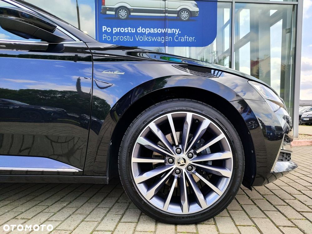 Skoda Superb 2.0 TDI SCR L&K DSG - 9