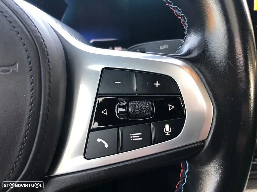 BMW i4 M50 Gran Coupe xDrive - 17
