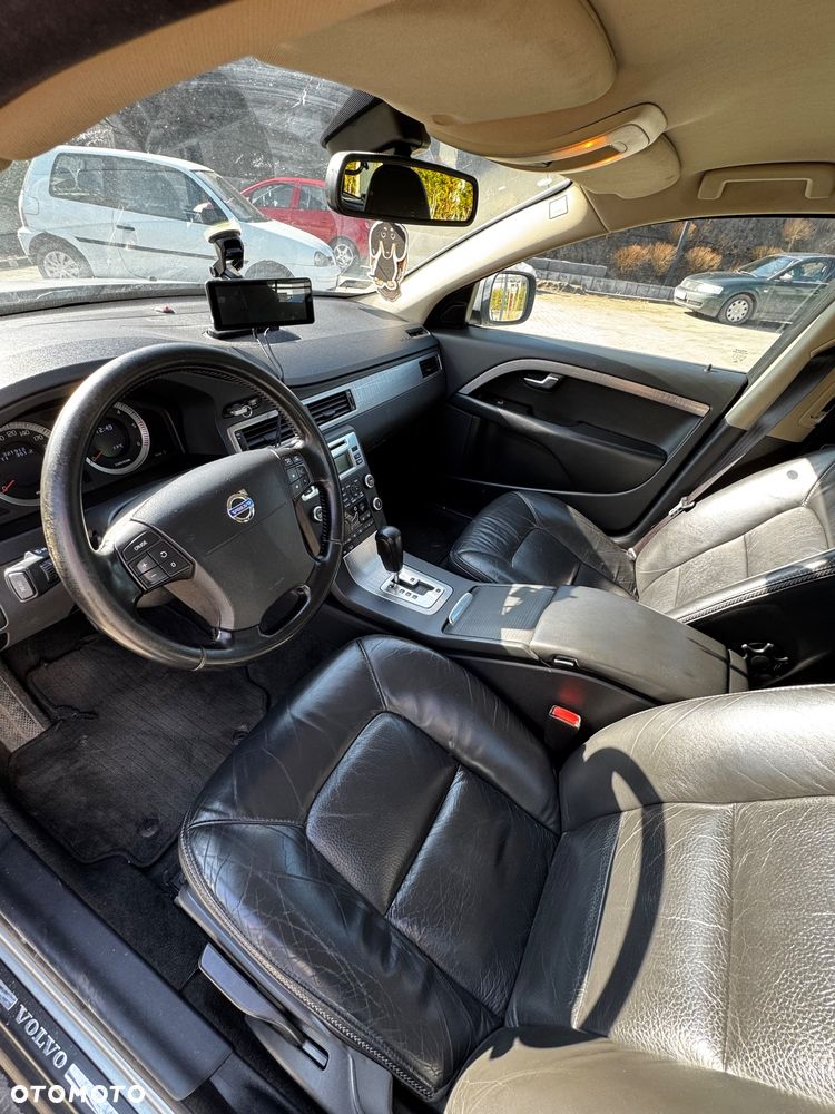 Volvo XC 70 D5 AWD Kinetic - 13