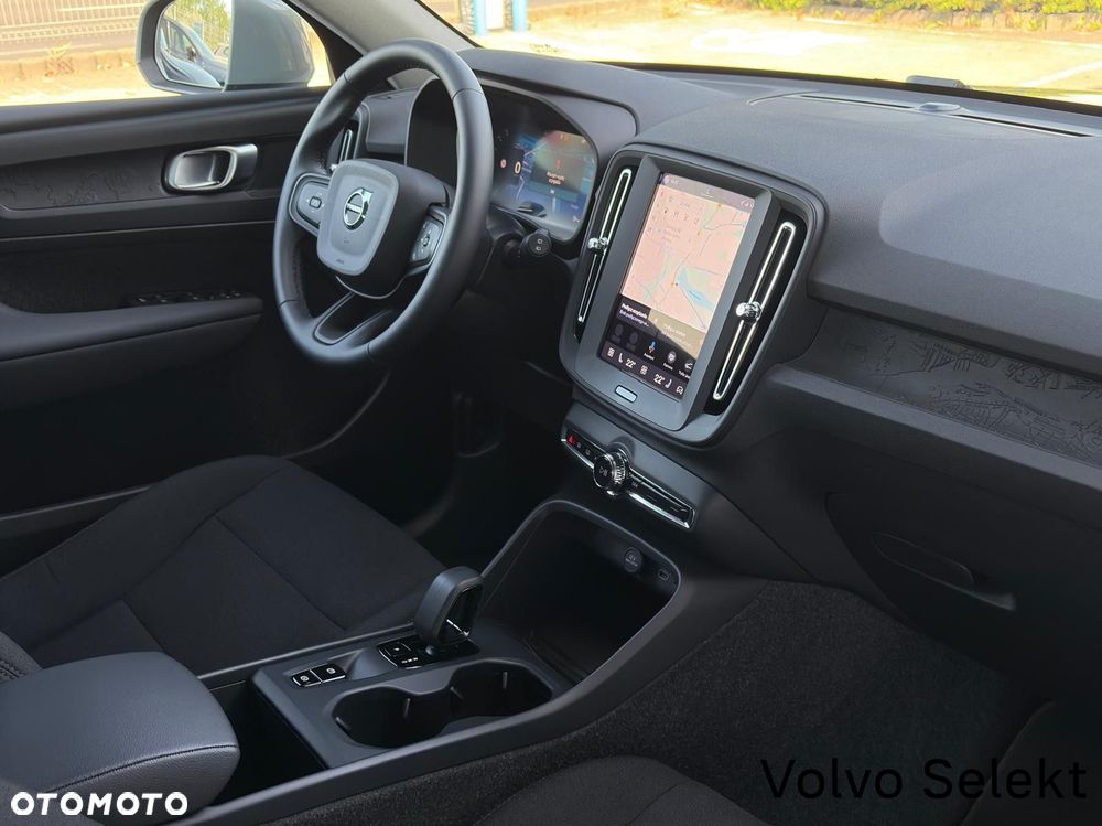 Volvo XC 40 - 18