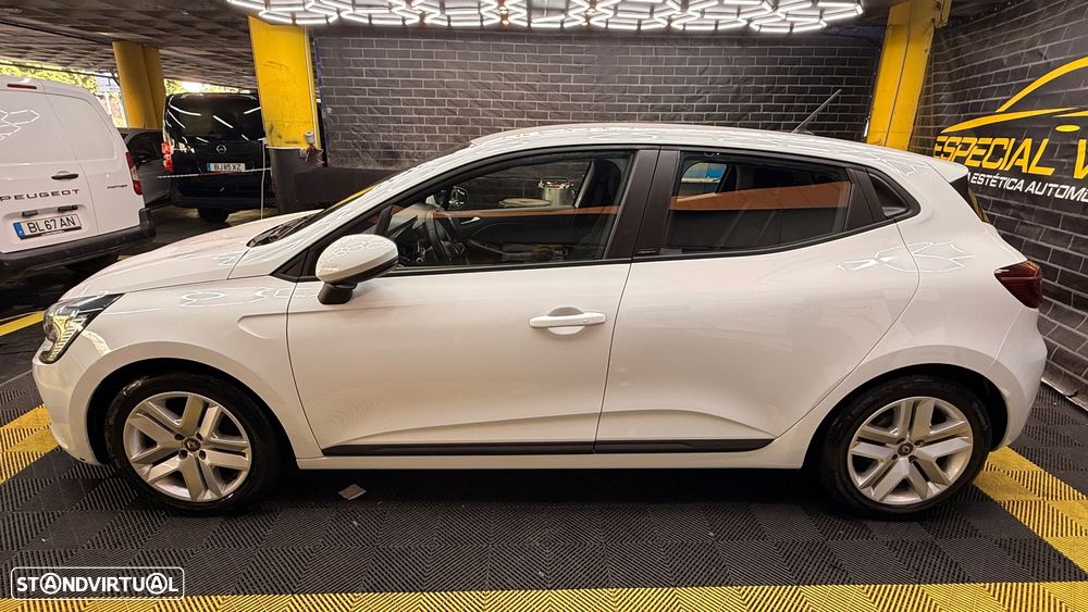 Renault Clio 1.6 E-Tech Intens - 16