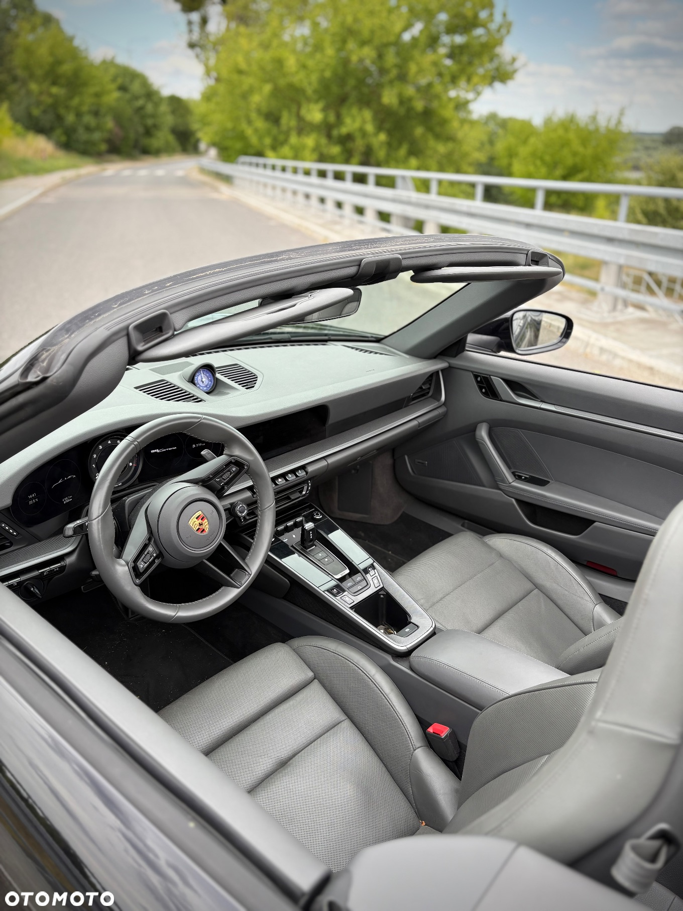 Porsche 911 Carrera Cabrio - 20