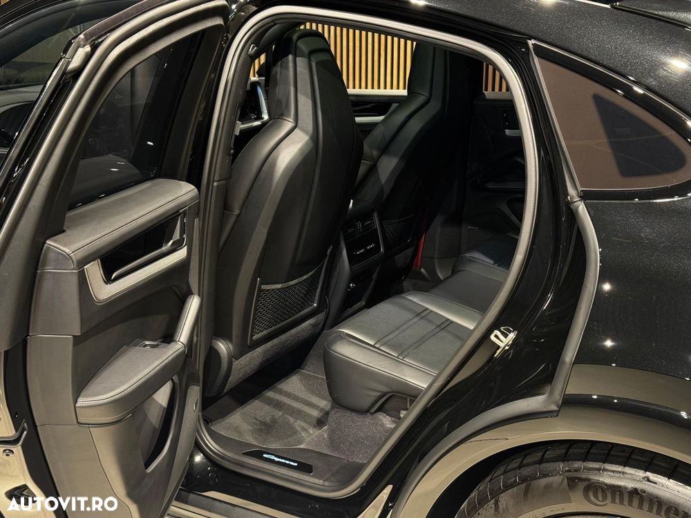 Porsche Cayenne Coupe - 20