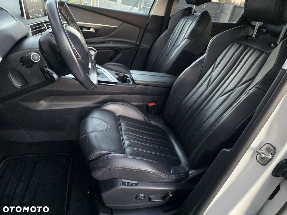 Peugeot 3008 - 24