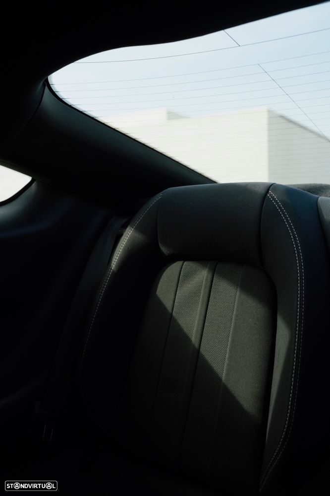 Ford Mustang 2.3i EcoBoost Aut. - 26