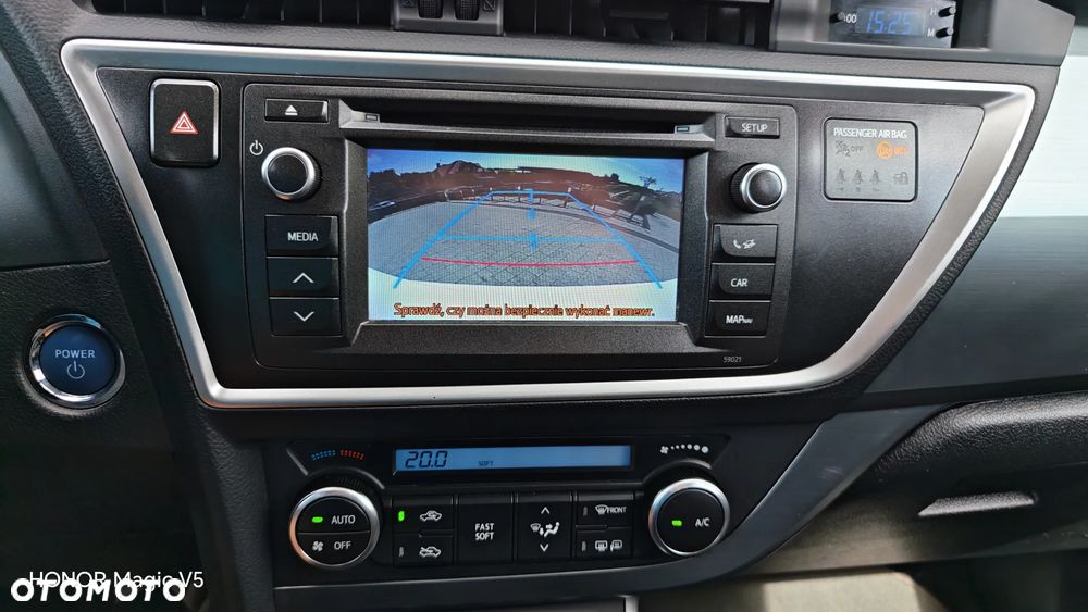 Toyota Auris - 10