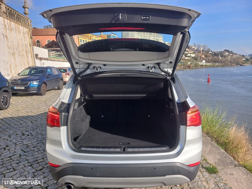 BMW X1 16 d sDrive Line Sport - 7