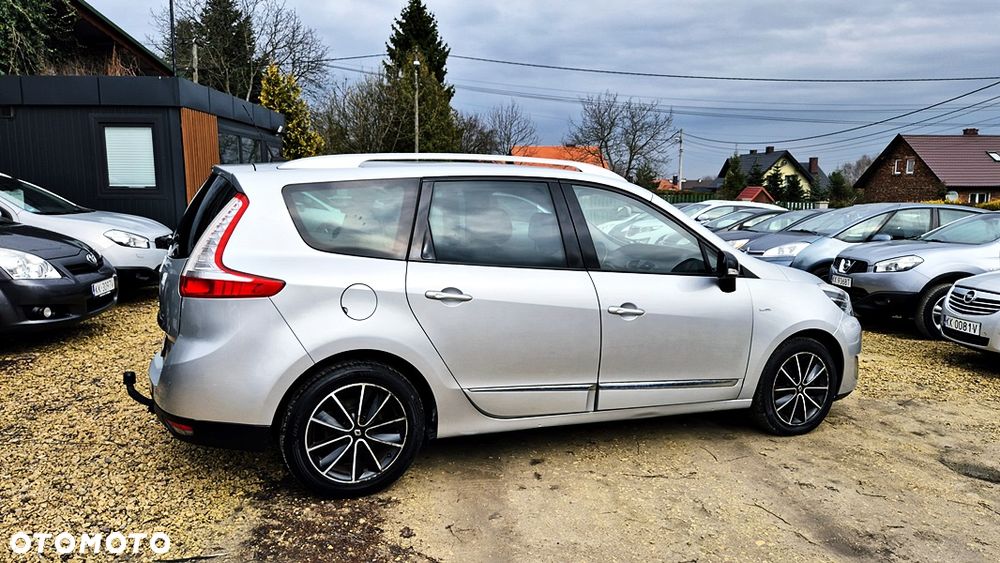Renault Grand Scenic 2.0 16V 140 CVT Bose Edition - 11