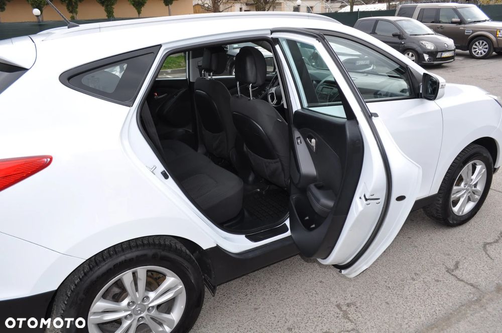 Hyundai ix35 2.0 2WD Comfort - 12