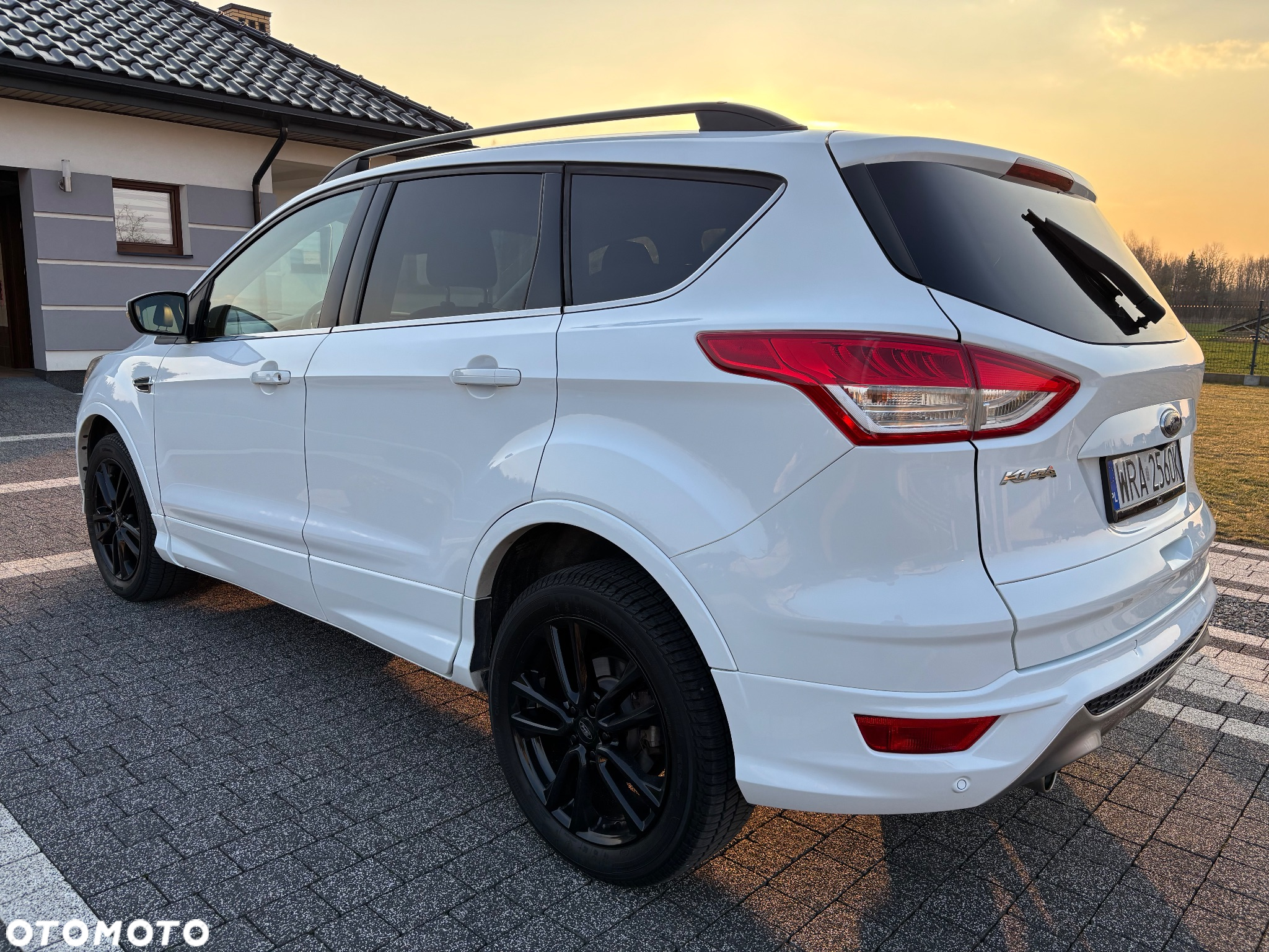 Ford Kuga 2.0 TDCi 4x4 Individual - 4
