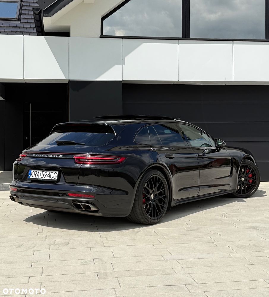 Porsche Panamera Turbo - 41