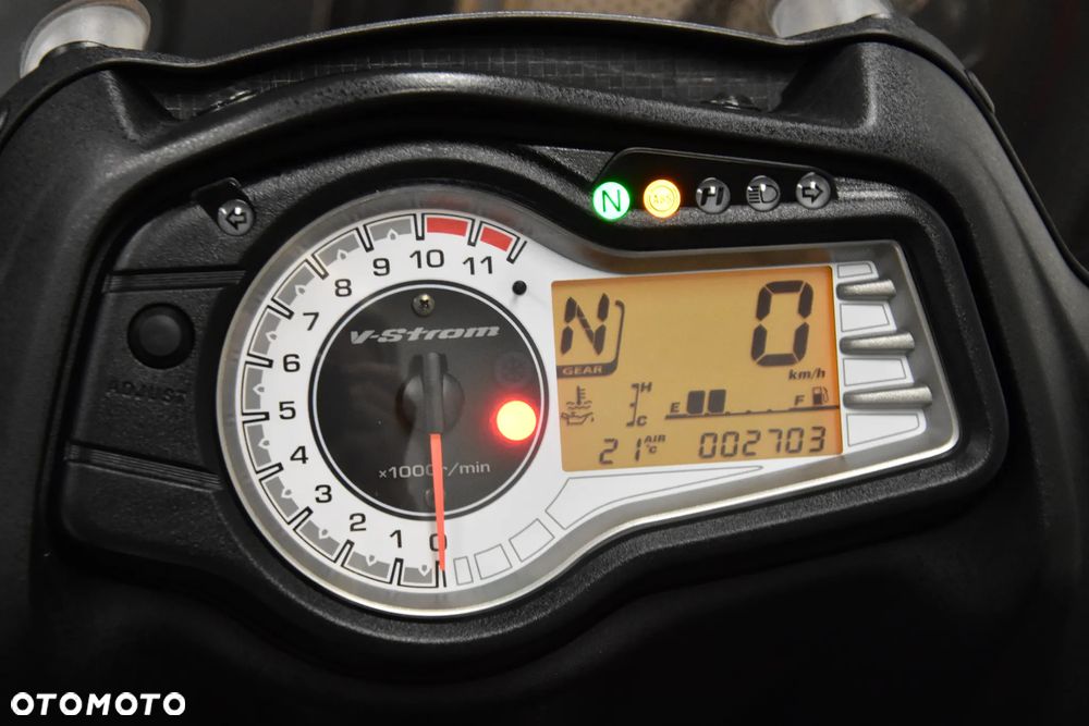 Suzuki DL - 17