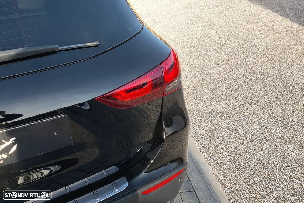 Mercedes-Benz GLA 250 - 25