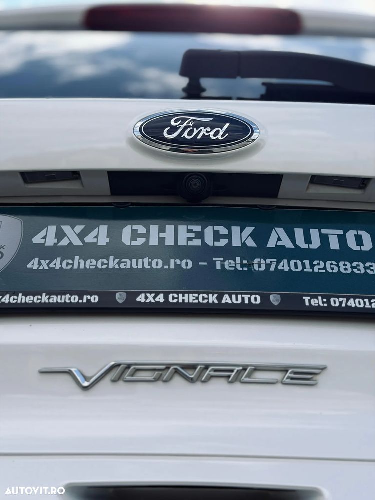 Ford Kuga 2.0 TDCi 4x4 Aut. Vignale - 9