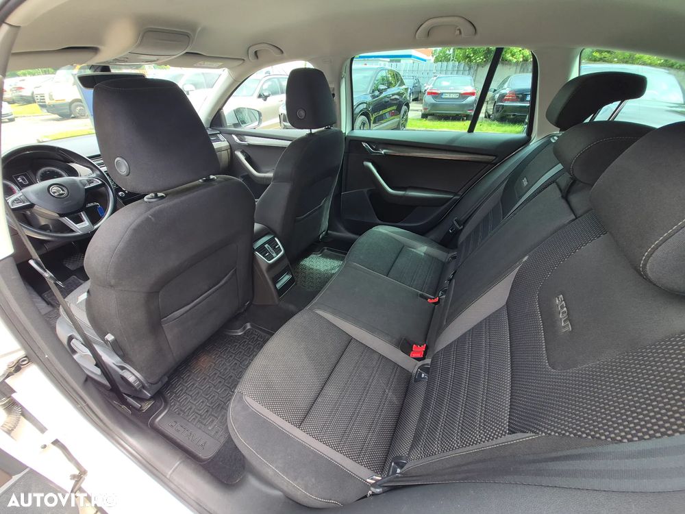 Skoda Octavia 1.8 TSI 4x4 DSG Scout - 18