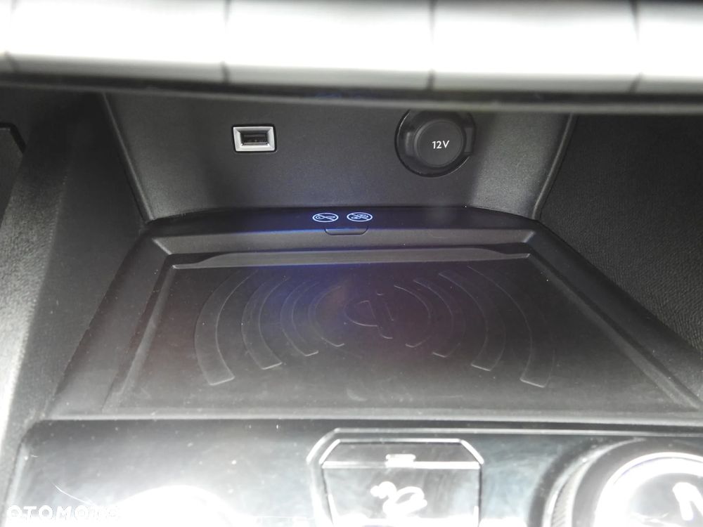 Peugeot 3008 BlueHDi 120 EAT6 Stop & Start Allure - 29