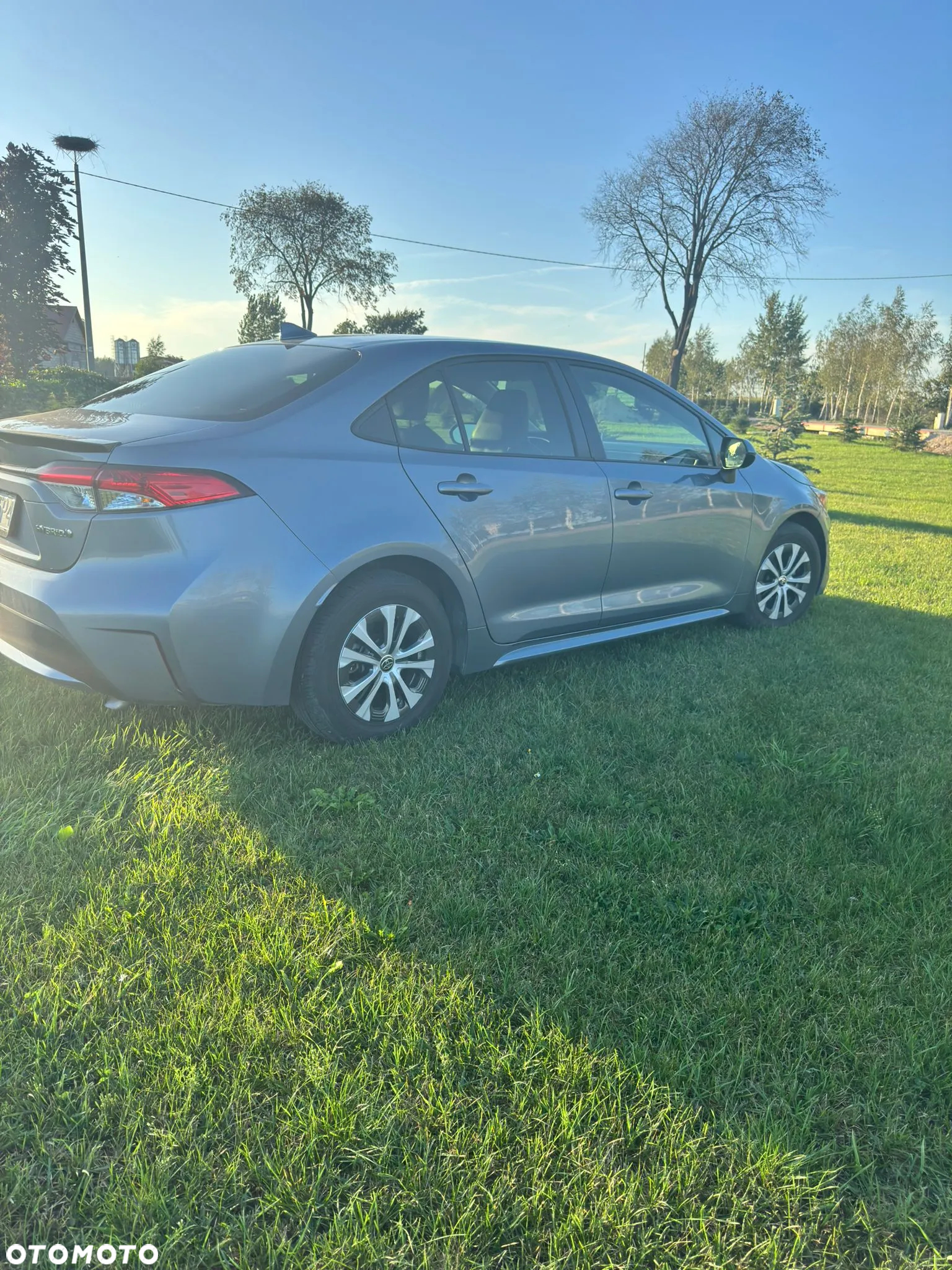 Toyota Corolla 1.8 Hybrid Executive - 10