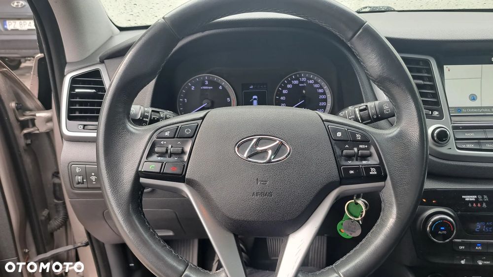 Hyundai Tucson - 11
