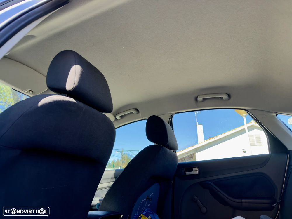 Ford Focus 1.6 TDCi S - 11