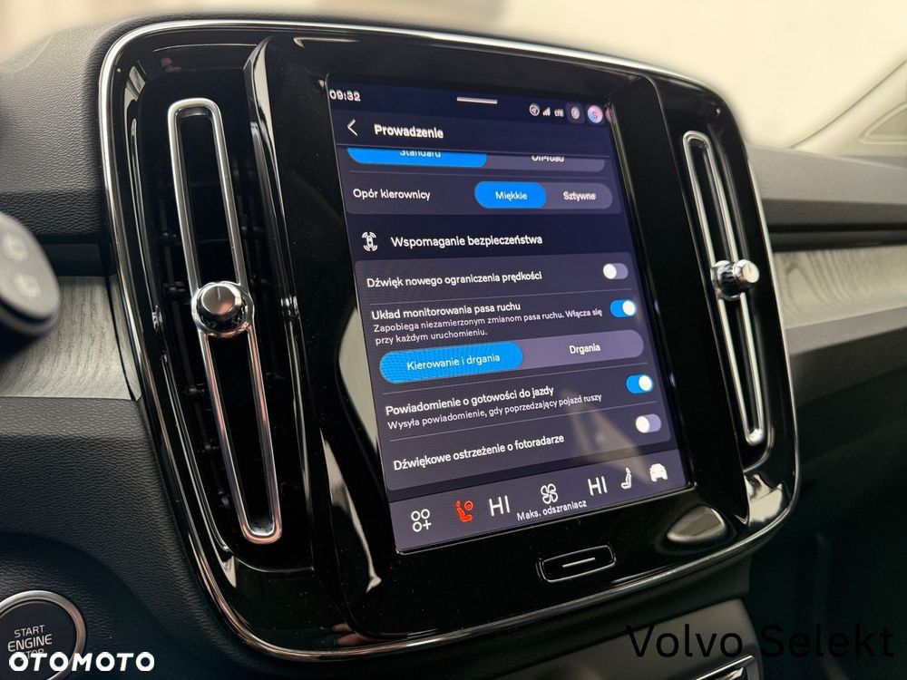 Volvo XC 40 - 26
