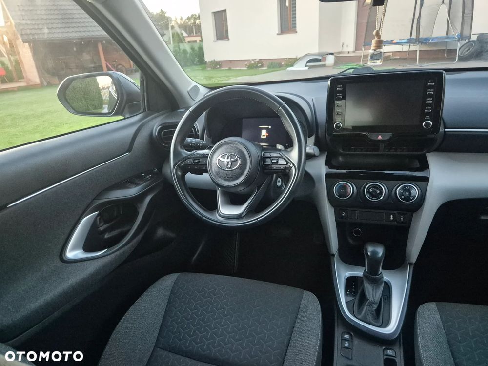 Toyota Yaris Cross - 16