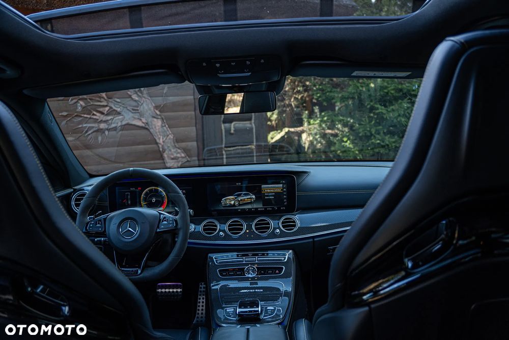 Mercedes-Benz Klasa E AMG 63 S 4-Matic+ - 17