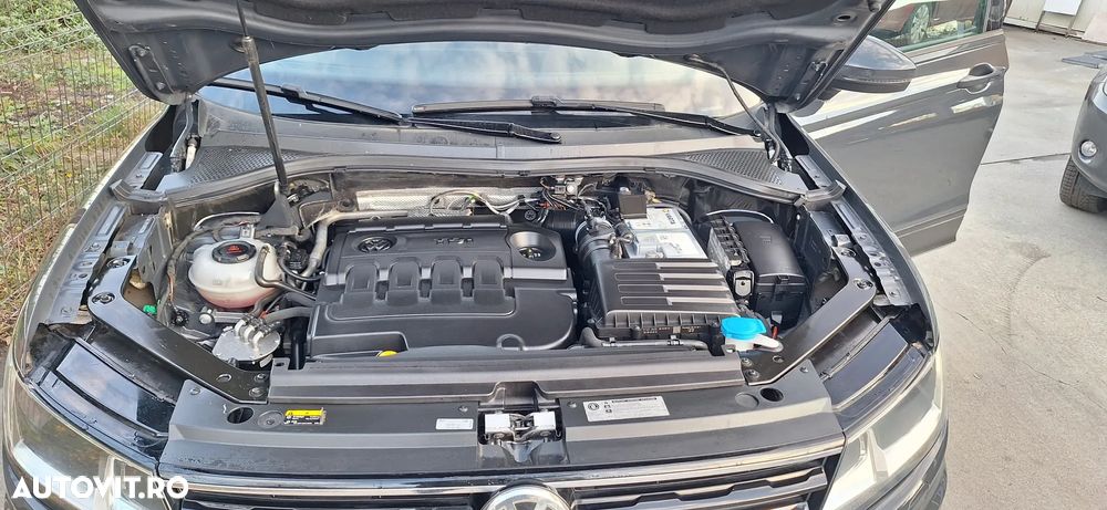 Volkswagen Tiguan - 8