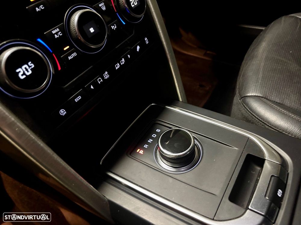 Land Rover Discovery Sport 2.0 TD4 SE 7L Auto - 9