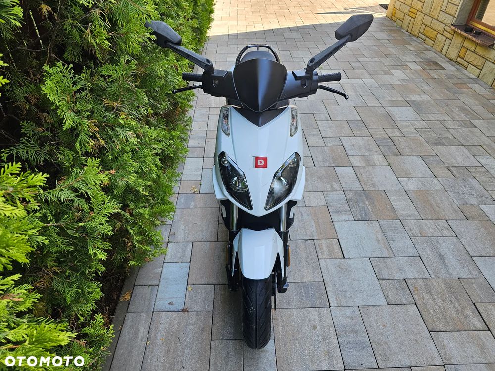 Derbi Variant - 7