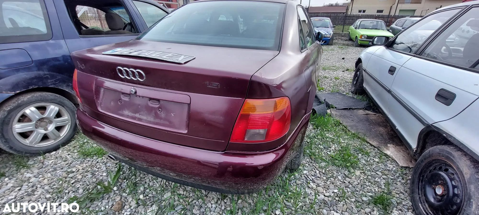 Dezmembrez Audi A4 B5 1.6 B an 1998 cod motor ADP - 1