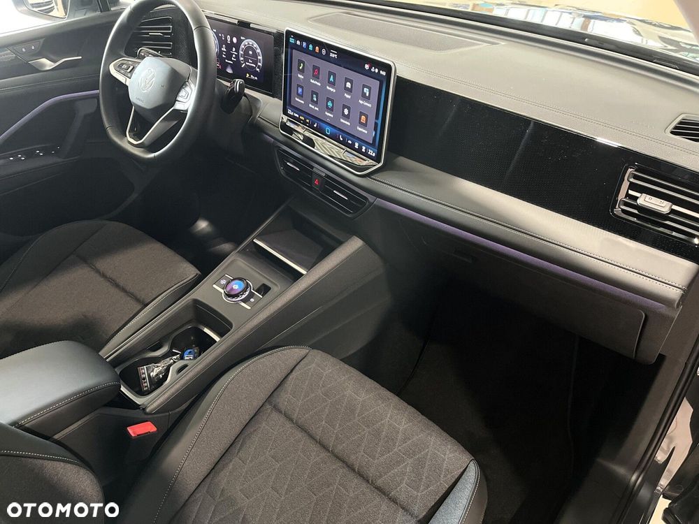 Volkswagen Tiguan - 35