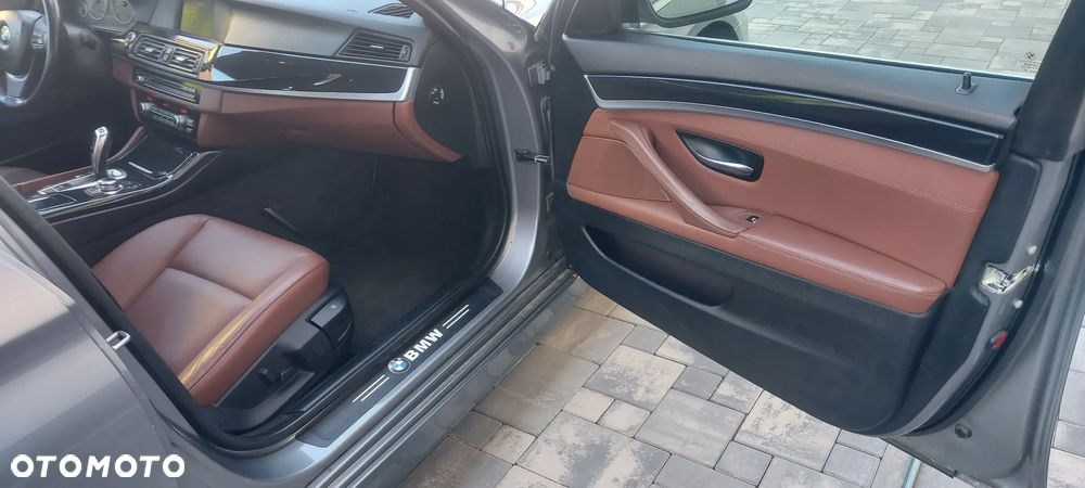 BMW Seria 5 520d - 17
