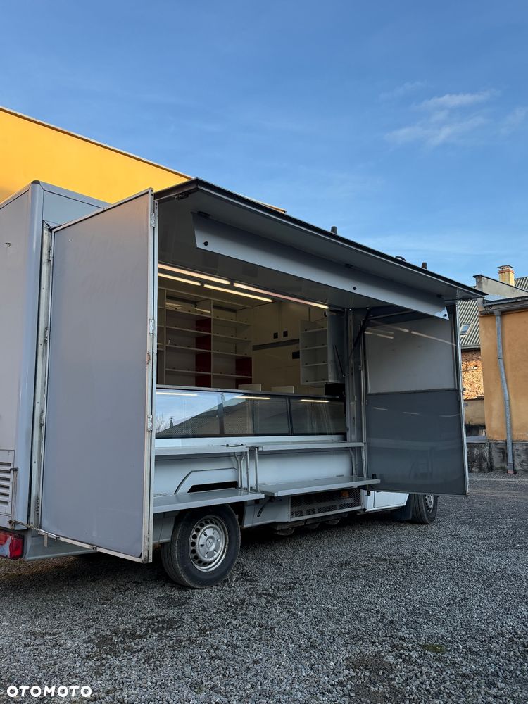 Mercedes-Benz Sprinter - 19